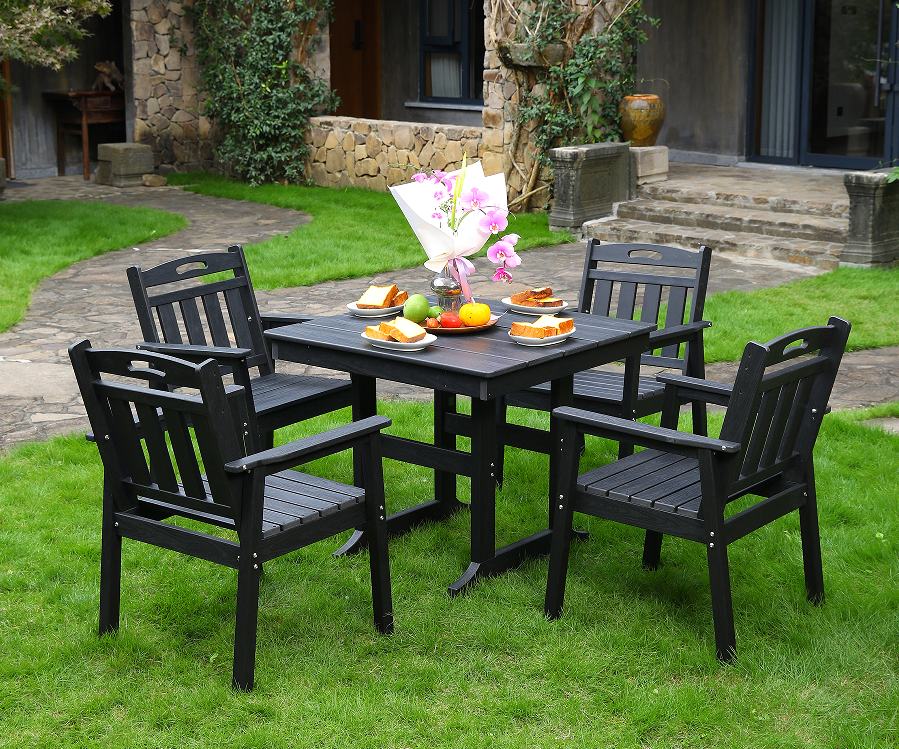 Scaun exterior HDPE 4 scaune + set masa patrata spatar vertical negru